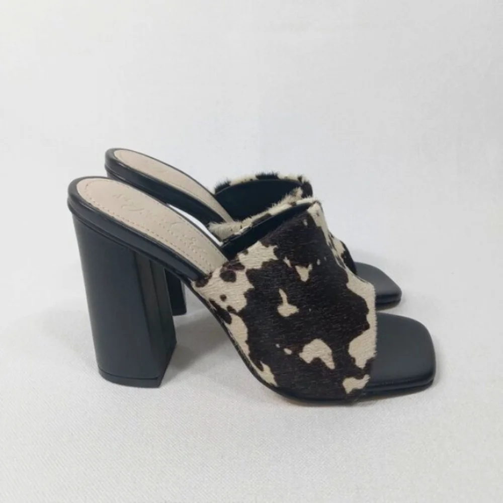 SIGNATURE By Journee Collection Deena Cow Hair Print Sandal In Womens Size 6
